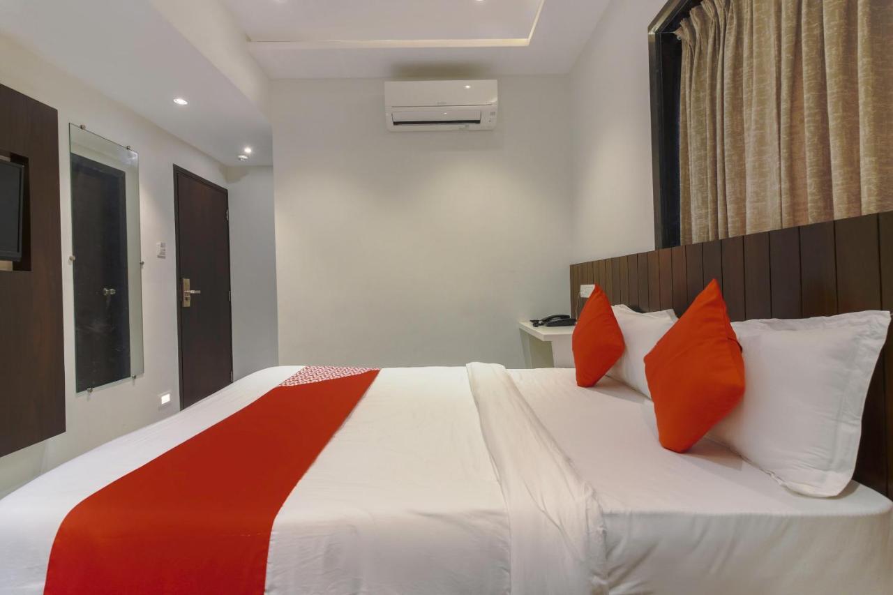 Hotel Flora Suites Bombaj Zewnętrze zdjęcie
