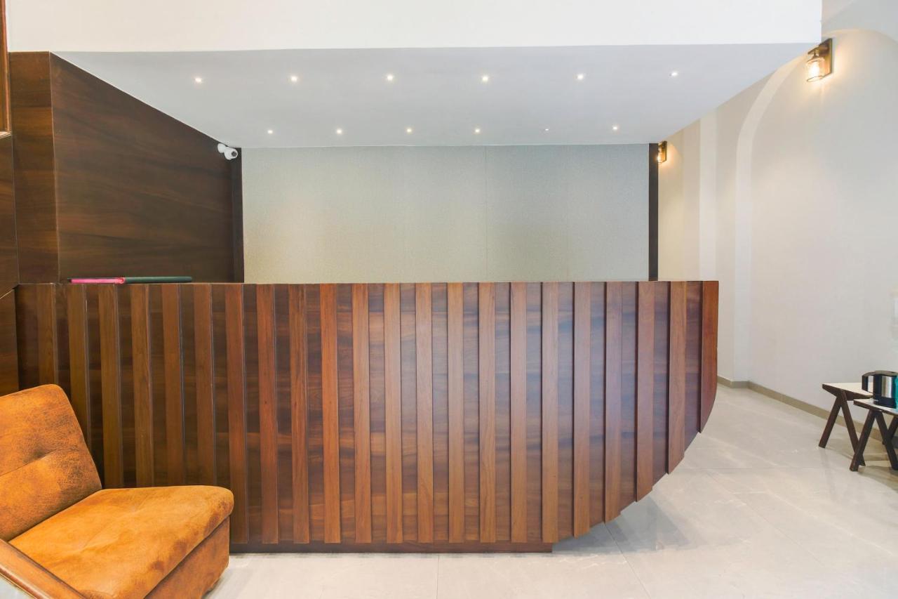 Hotel Flora Suites Bombaj Zewnętrze zdjęcie