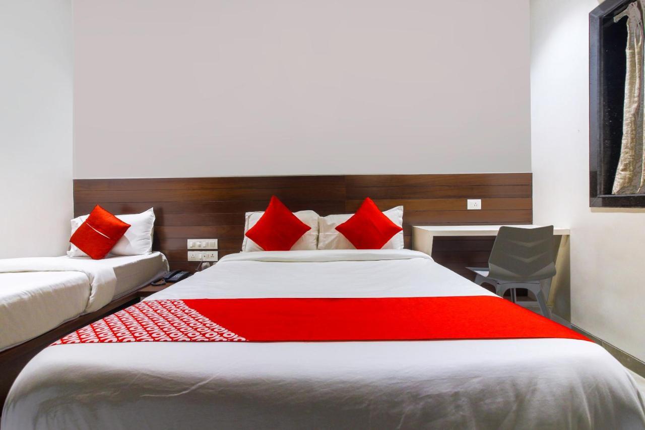 Hotel Flora Suites Bombaj Zewnętrze zdjęcie